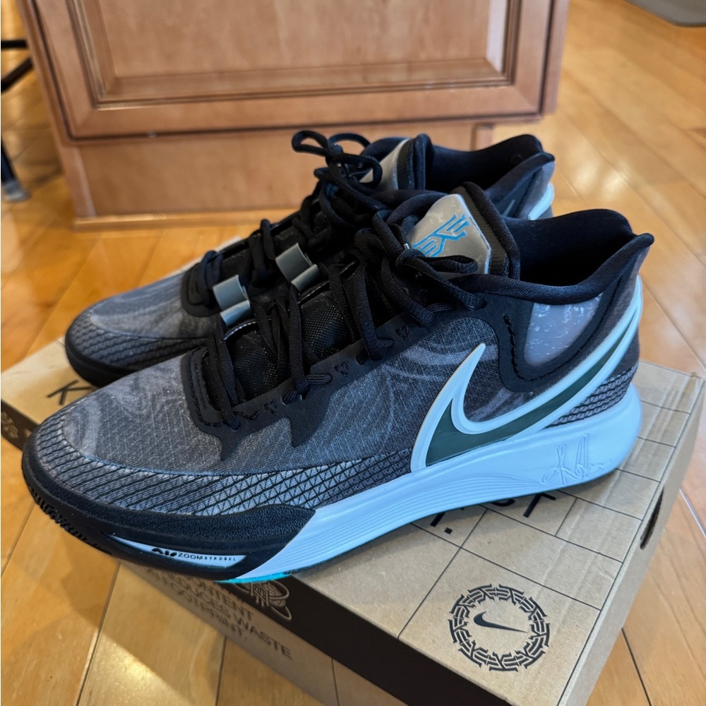 Nike Kyrie 8 Men's Shoes - Black/Gray - Picture 4 of 6